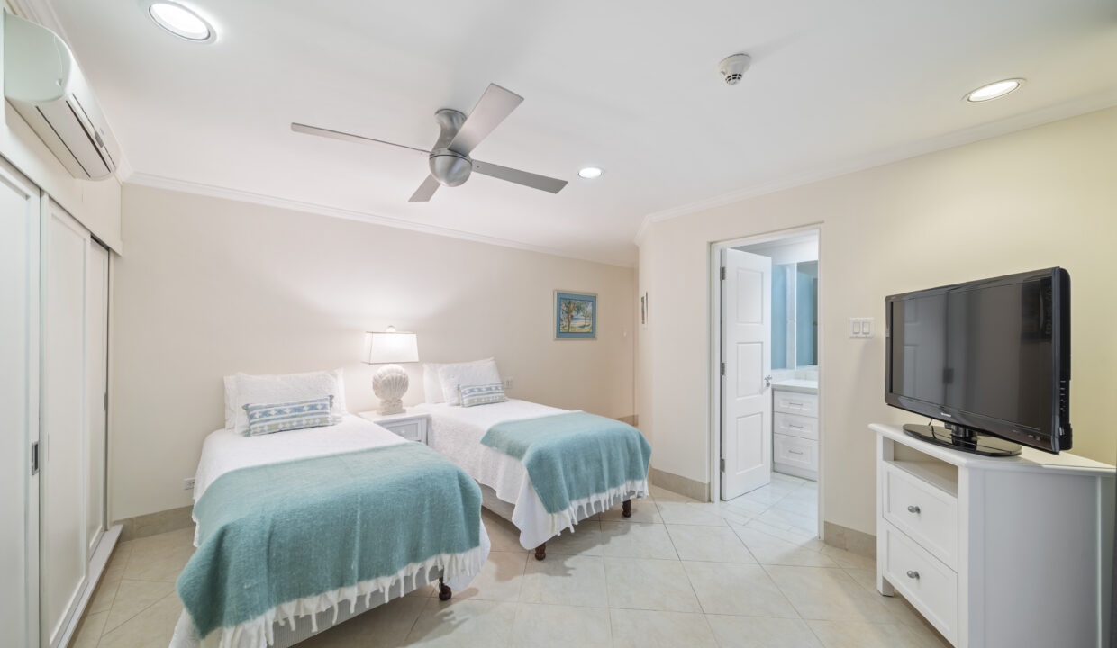 Palm_Beach_104-9[1]