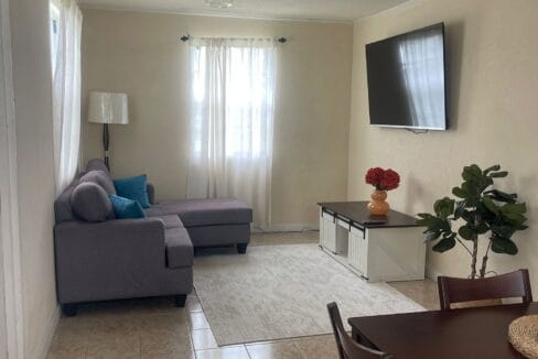 PHOTO 2025 10 06 08 44 43