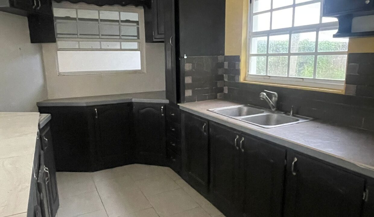 PHOTO-2025-10-20-17-21-25 (1)