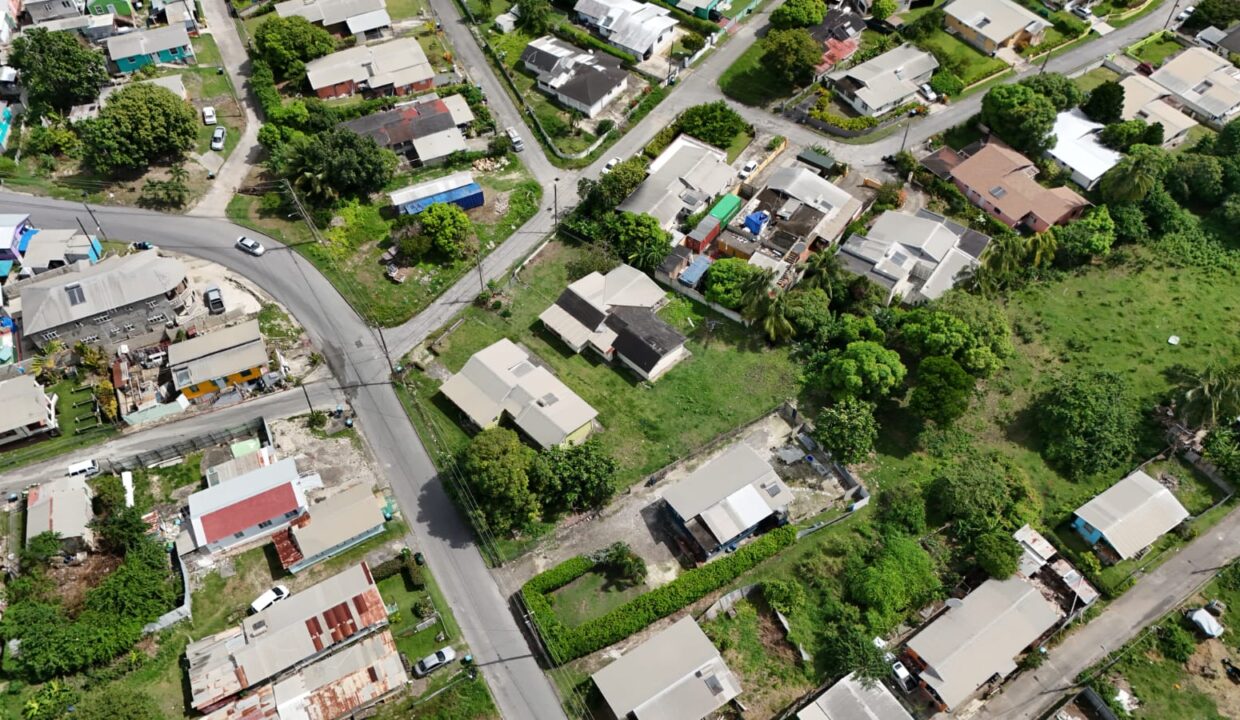 PHOTO-2025-11-25-18-00-57