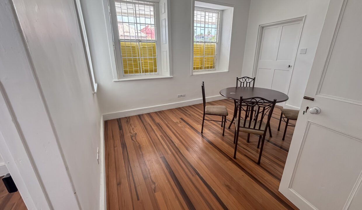 7 - Belleville unit a - top floor room 2